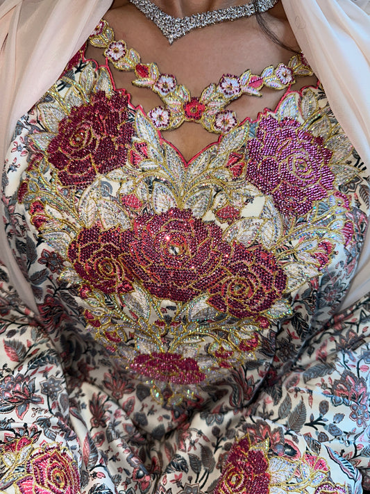 Pink and grey mkhawar with matching Shiela