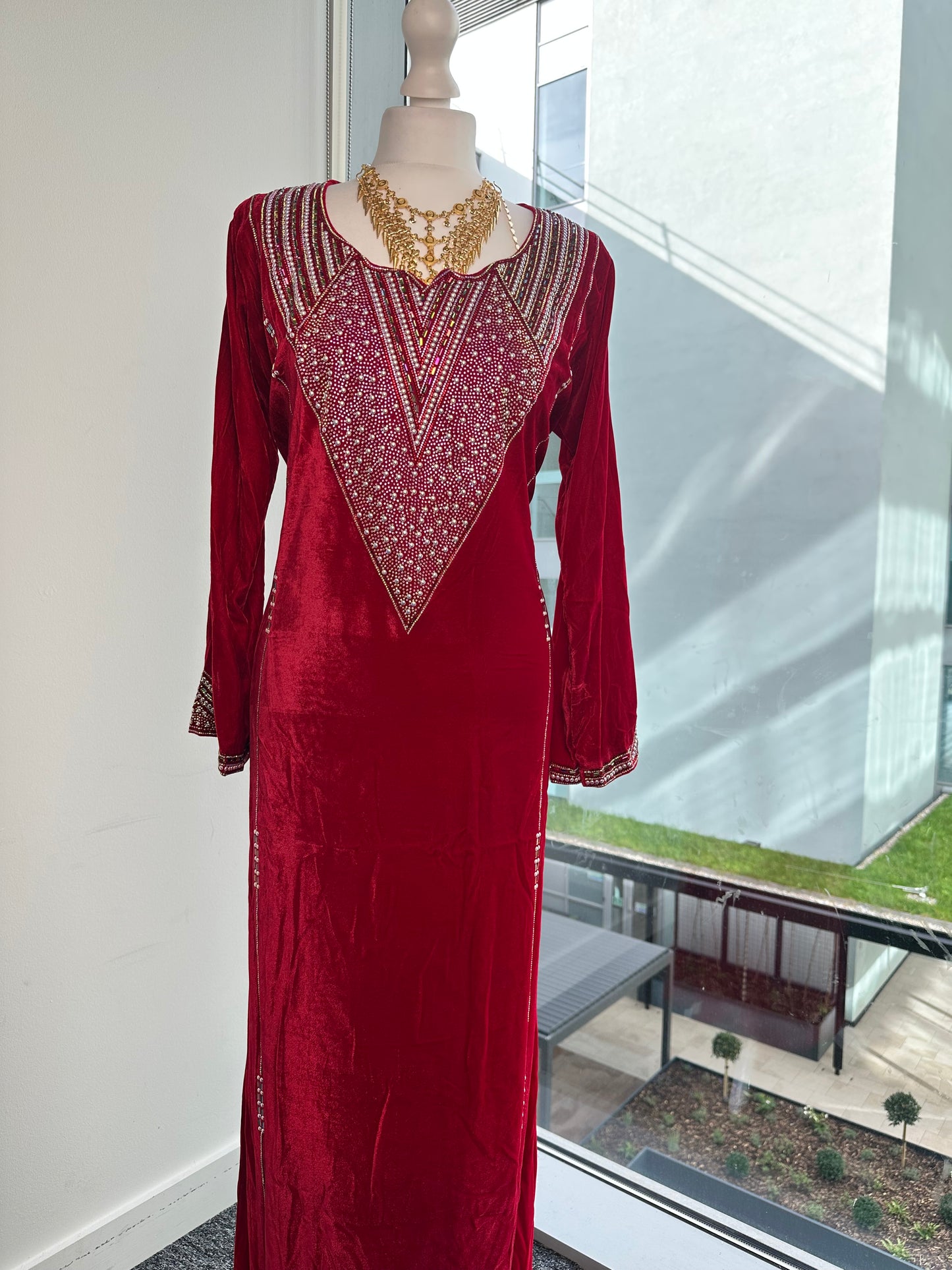 Red velvet Mukhawar
