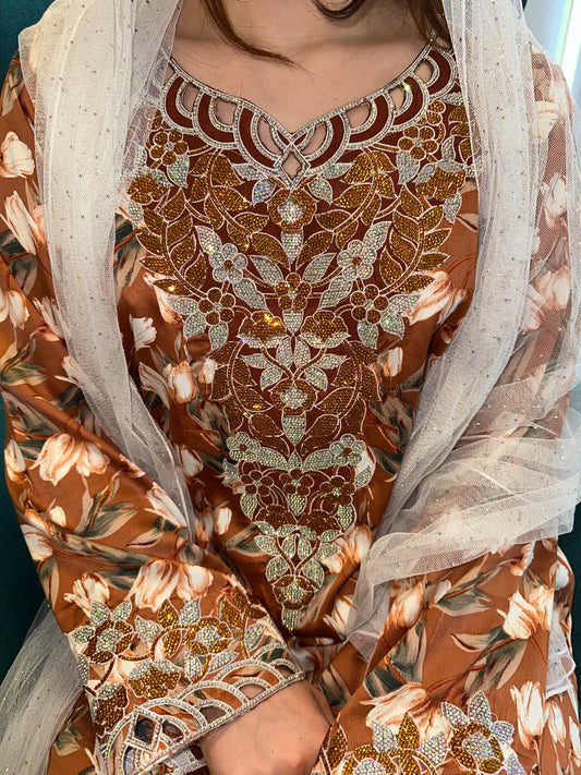 Brown mkhawar