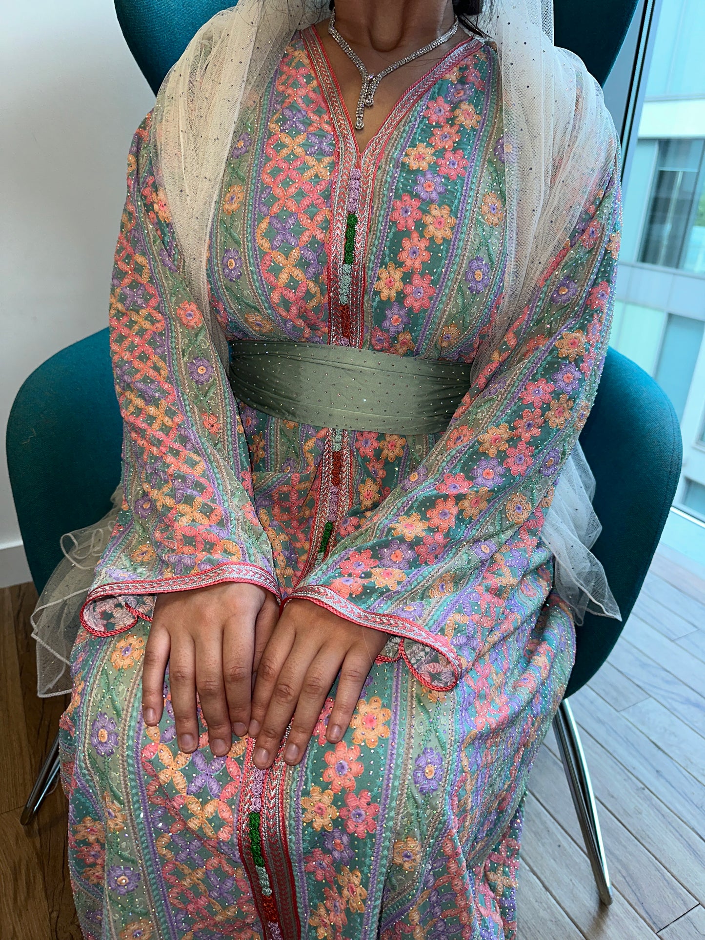 Green Moroccan caftan with belt and chiffon Sheila