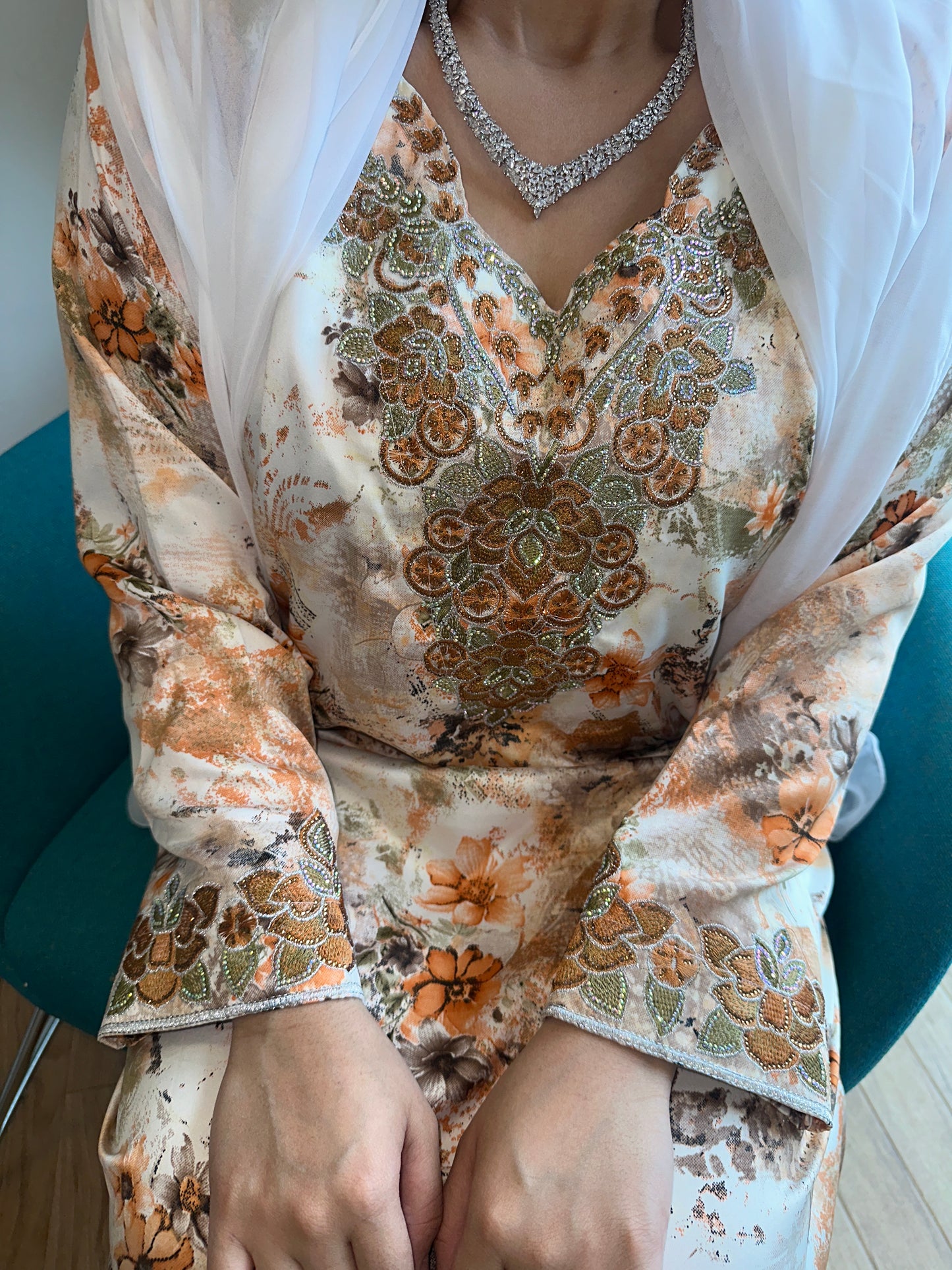 Orange mkhawar with white Shiela